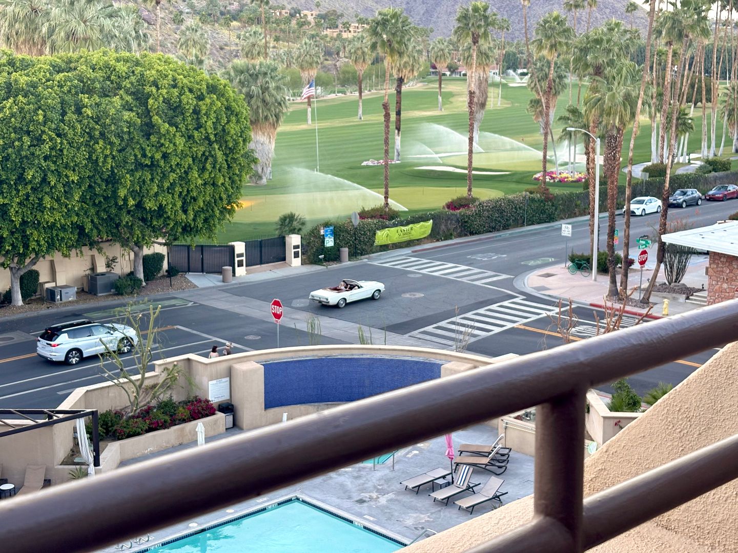 golf traffic
